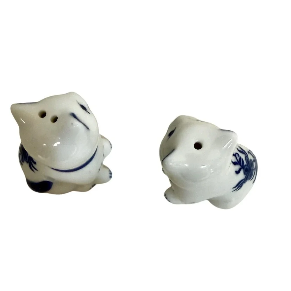 The Unbranded Brand charming pair